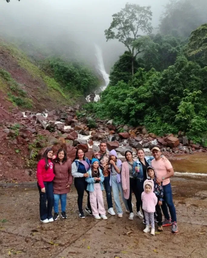 MHoLhQOWQhNFVngO_1000177454.webp