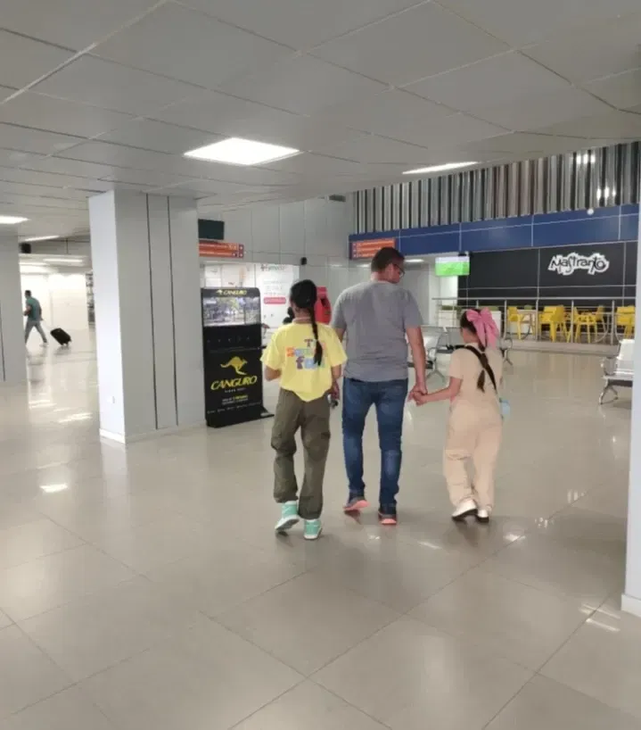 c1KG494PJkLS9udR_1000065762.webp