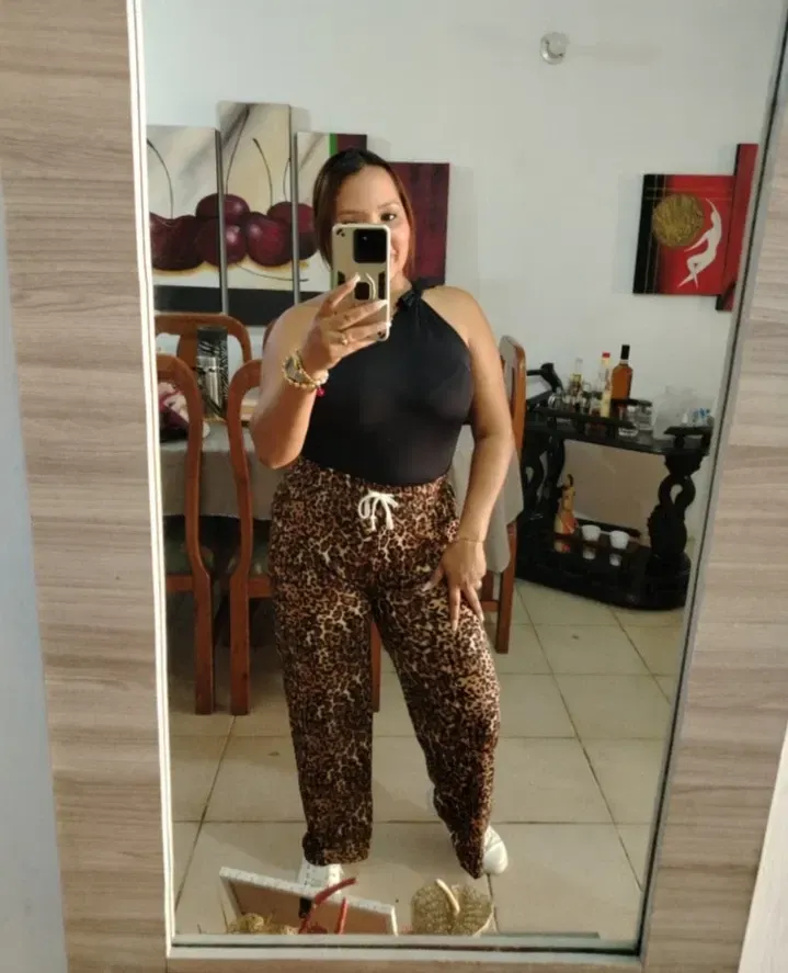 dp6sKDxnW8ShqXHl_1000178570.webp
