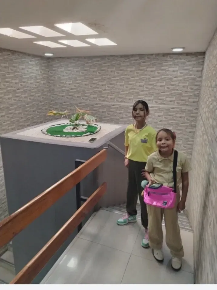 dpYoDG3sJU412OS5_1000065761.webp