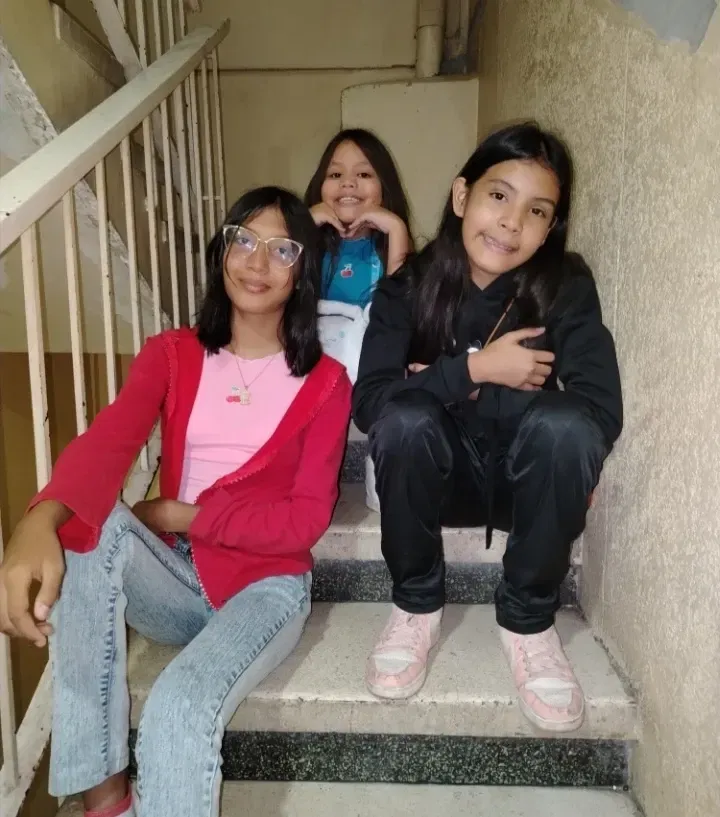 zJeJ7pnwD9PJFSrE_1000224742.webp