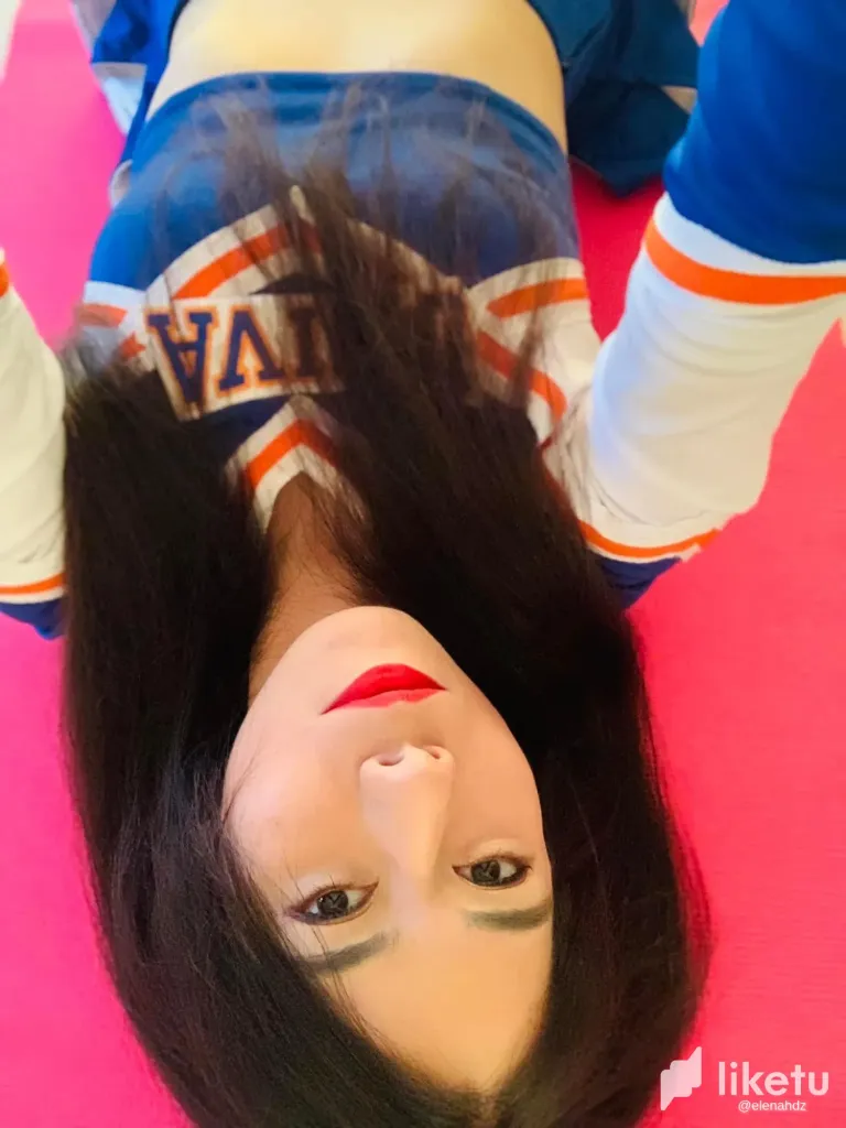 Upside Down Selfie 📸 / Selfie al Revés 📸