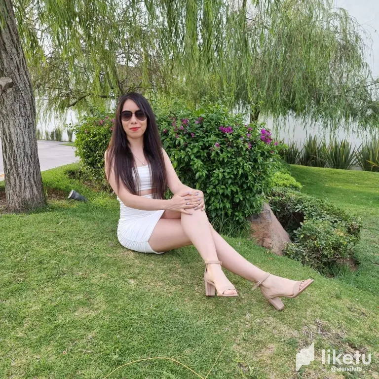 In white, for a change / De blanco, por un cambio 🌿🤍