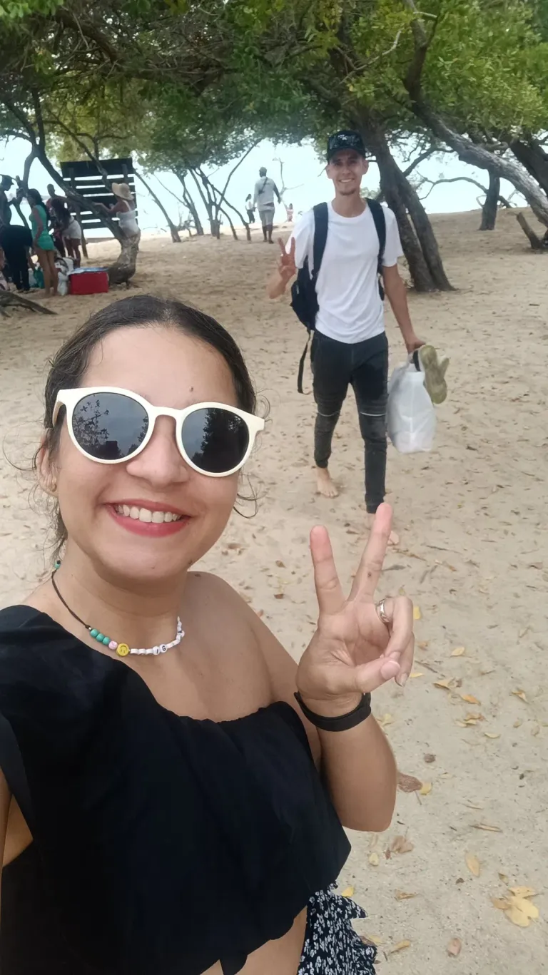 a2yOAZaf7CURuHo5_20240807_232219_314.webp