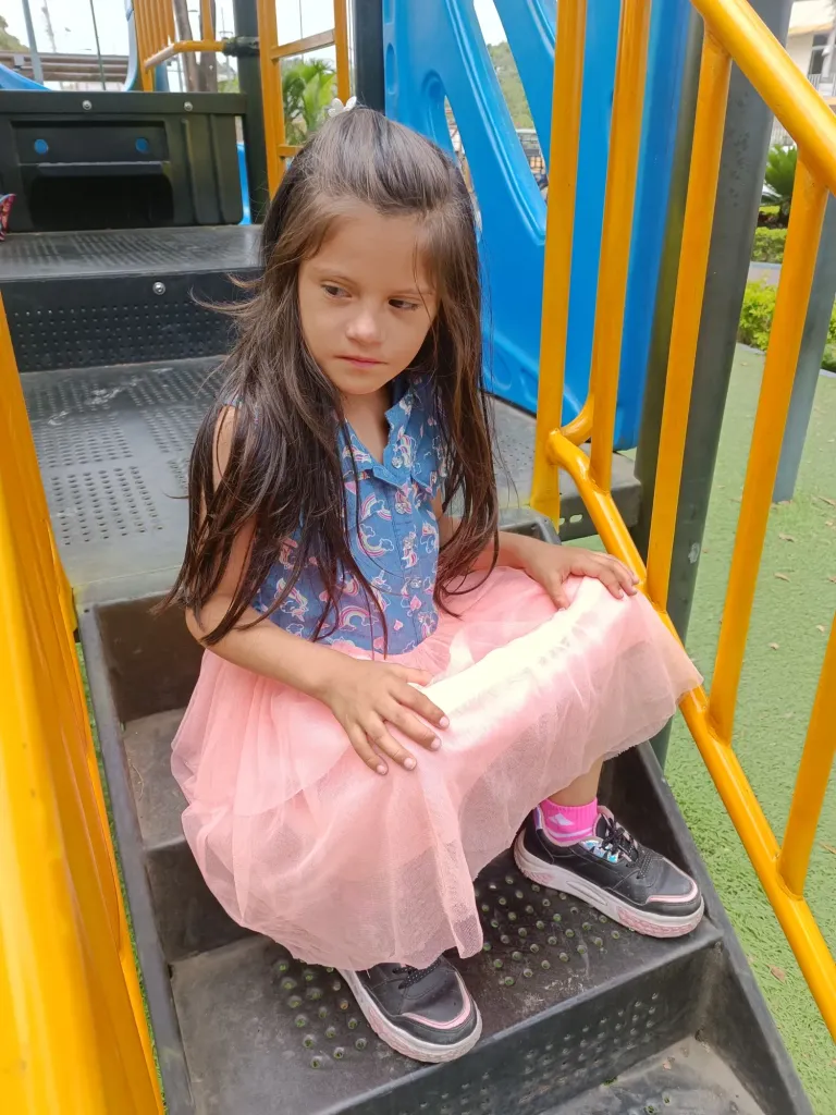 OBMLgBjsbmjPWGio_1000836508.webp