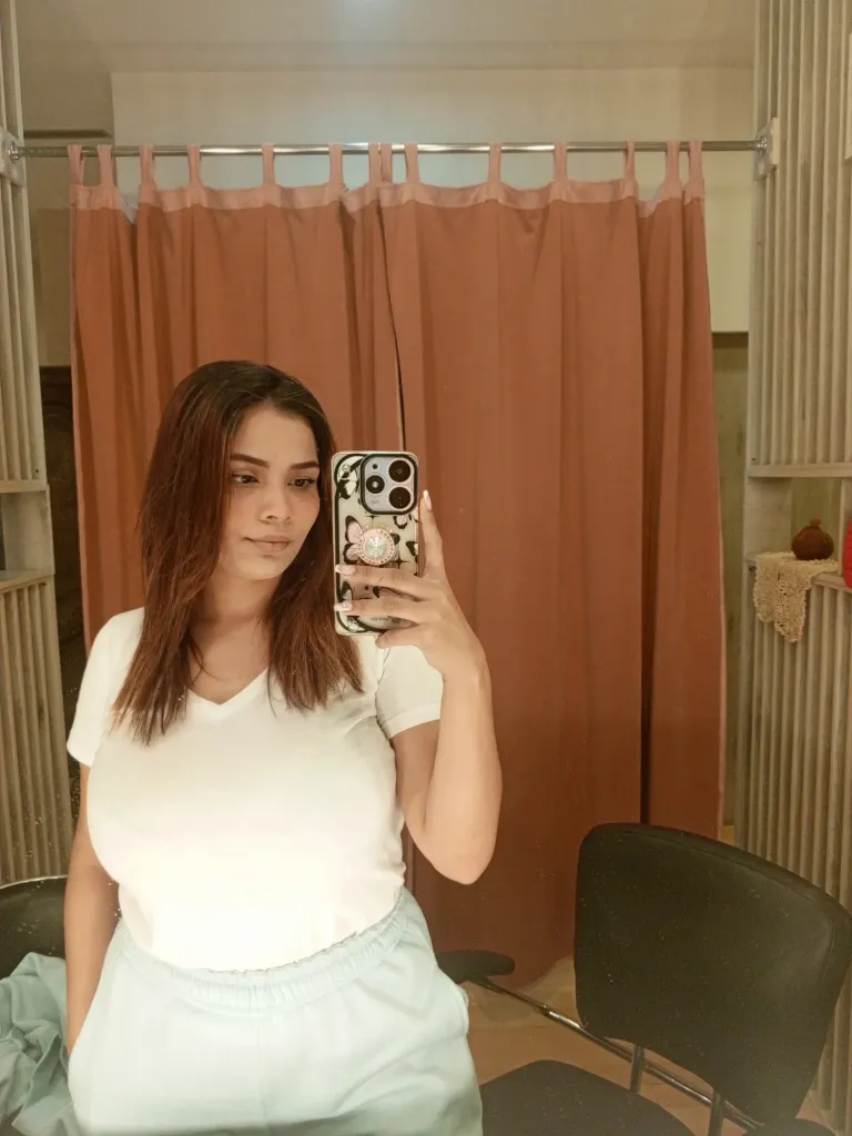 BJoUK6CMiPNvU0s4_1000088636.webp