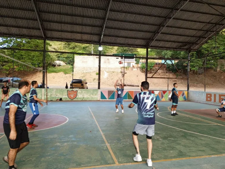 aUsfyY11q0YJZr1j_Compress_20241201_062811_1780.webp