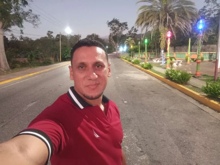 ffTvjwhG0S821zJy_Compress_20241206_183530_0280.webp
