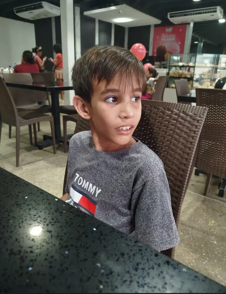 2bn7wOIgp3BklGbr_1000062357.webp