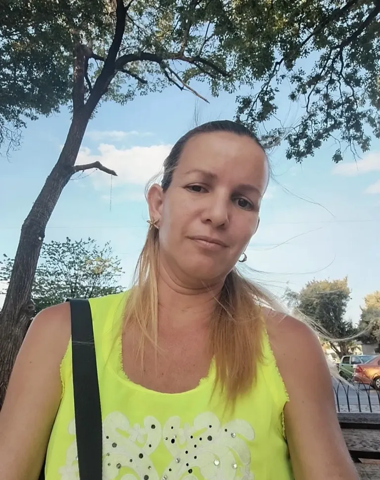 4JwqyWtq19KJfP40_1000081971.webp