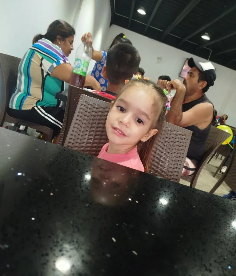 7QODcPzRF5vPSMiW_1000062363.webp