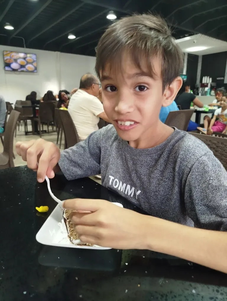 R5dPc0TnGLYgiFlo_1000062368.webp