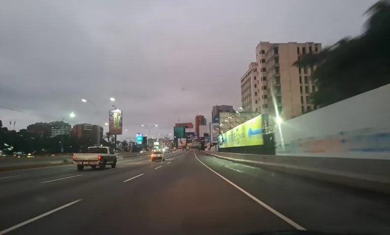 VPHGTueWQEvItazm_20250625_060118.webp