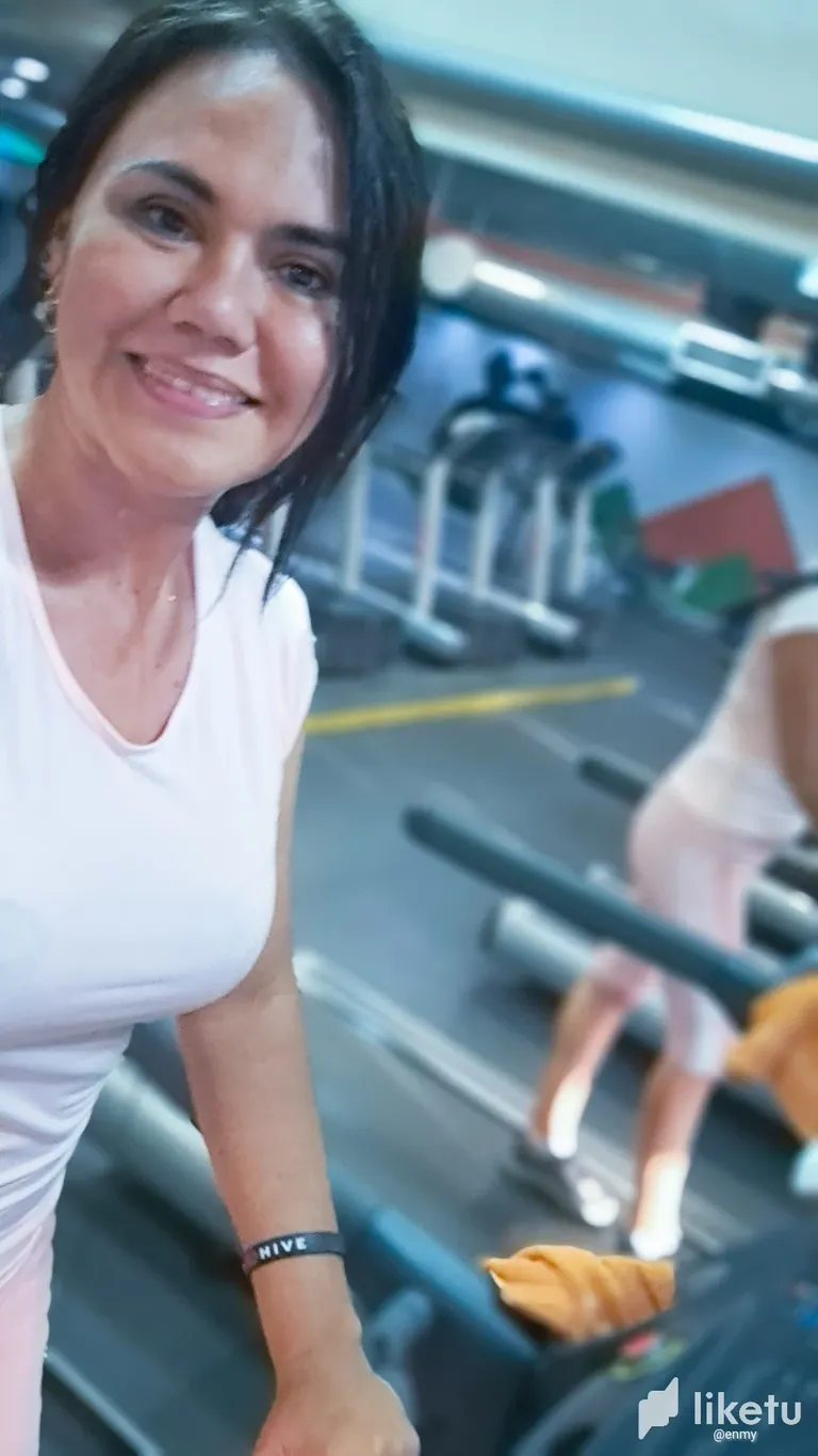 clgbptnc901cebpsz8uy8682a_PSX_20230410_232058.webp