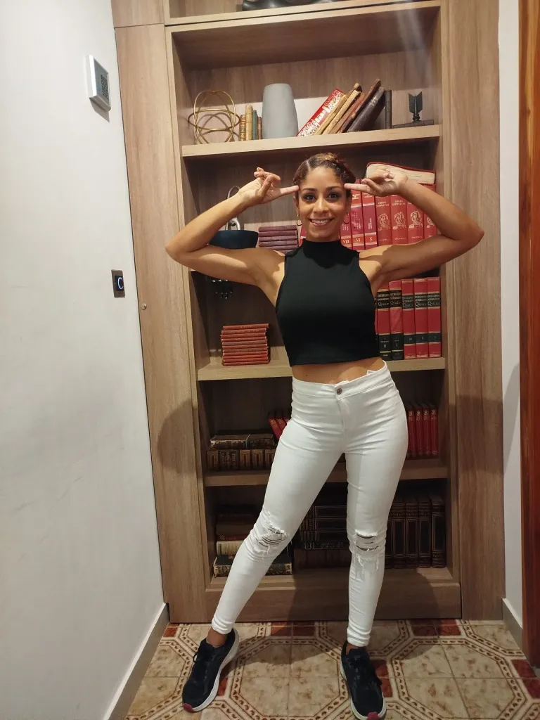 CYvD0IcqoINgIEQC_1001101278.webp