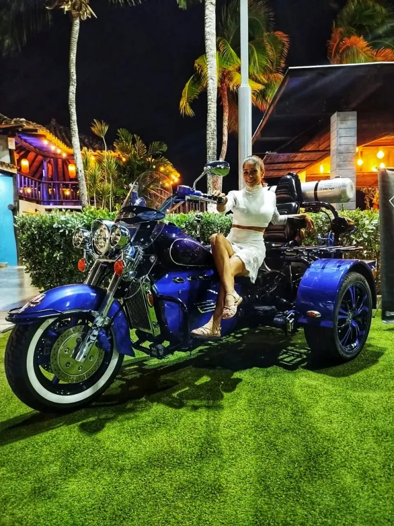 fRaQ5VfbrLdW3SVa_1000731641.webp