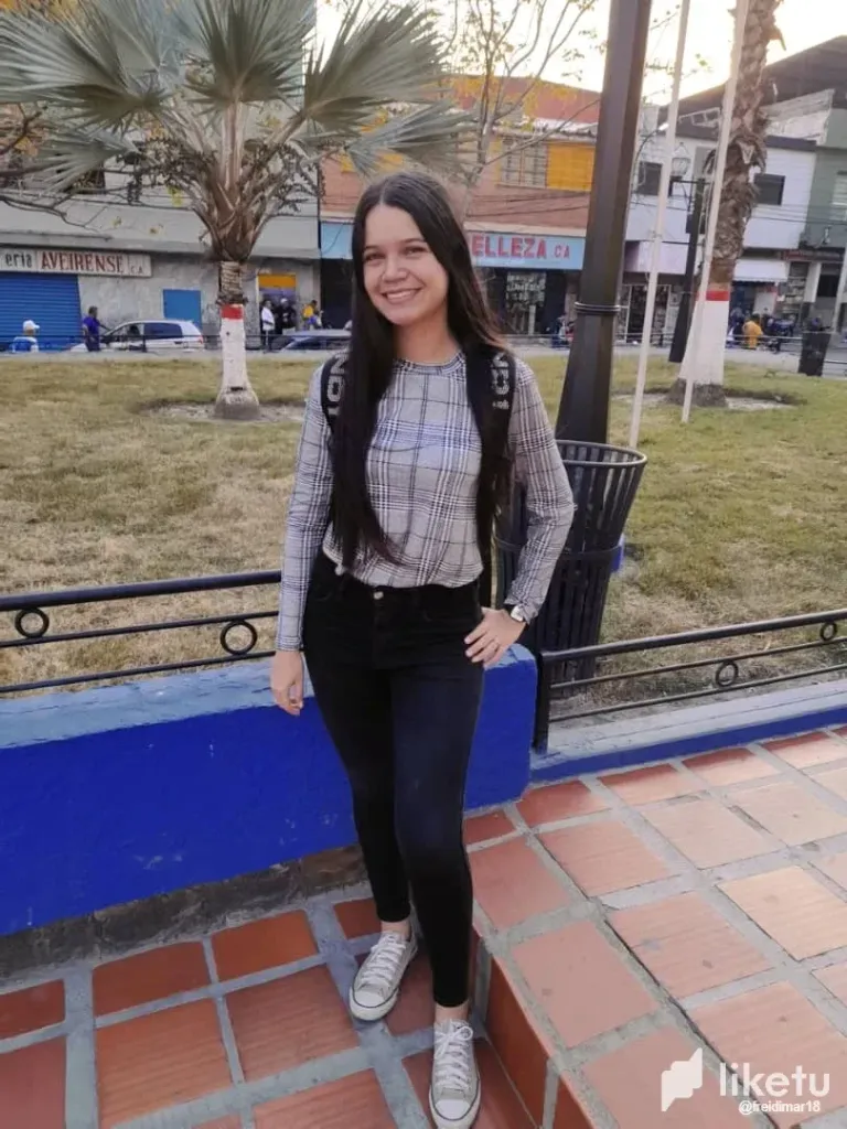 clu9dy9ie003r2dsz4kzv6gjj_WhatsApp_Image_2024-03-27_at_1.25.19_AM.webp