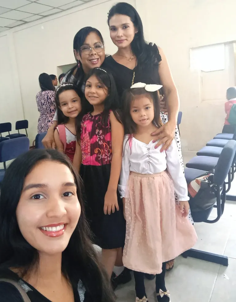 kqHgUbgLPo4o2kNM_SNOW_20241201_105309_962.webp