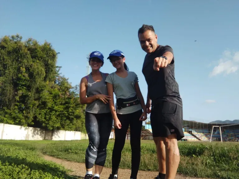 Trzmf09zS0swJbG9_1751420857417.webp