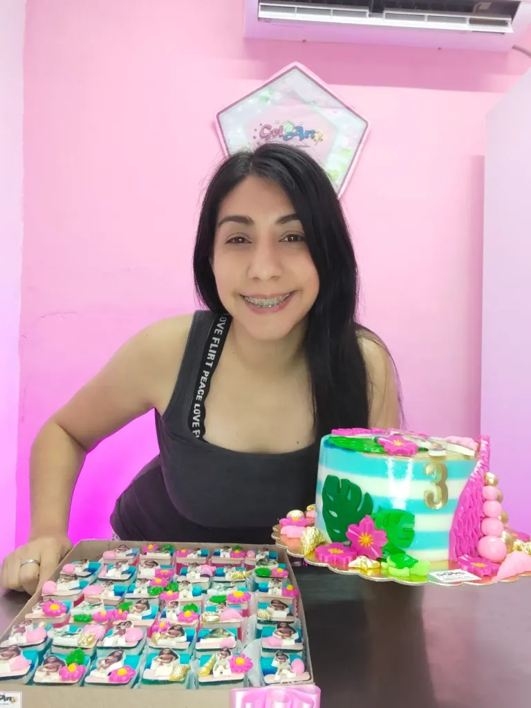 M2y0fcqEkgiFBrjM_1000003851.webp