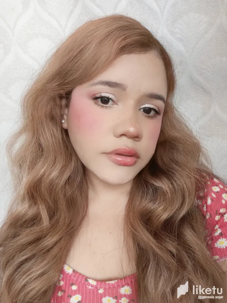 Iieti8qge7z42Xn1_MEITU_20240610_130405537.webp