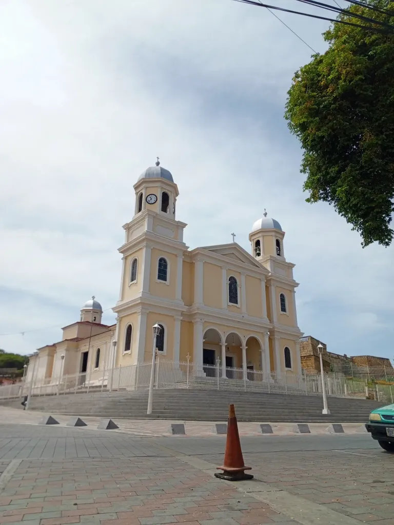 nzn1DRlywWLS5qT0_1000201949.webp