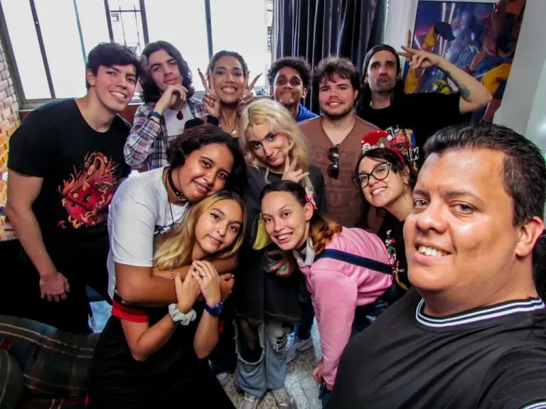 LD2lnuUkGuvrt60L_SAVE_20241202_240144.webp