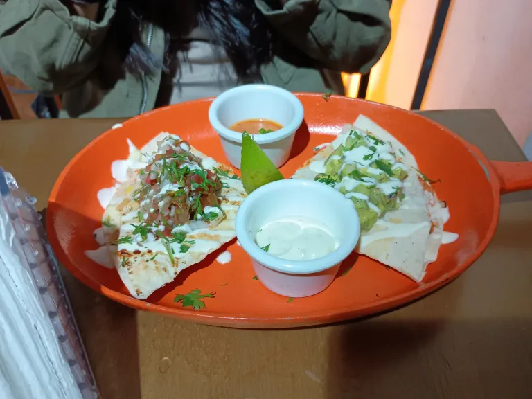jhUhYPzqXQhvJPyV_1000129680.webp