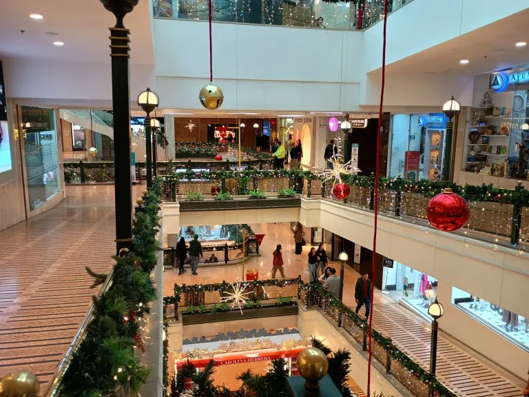 Christmas in Andino Mall in Bogota - ENG/ESP