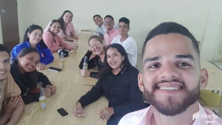 qqHlPEXmMbRcqky8_4.webp