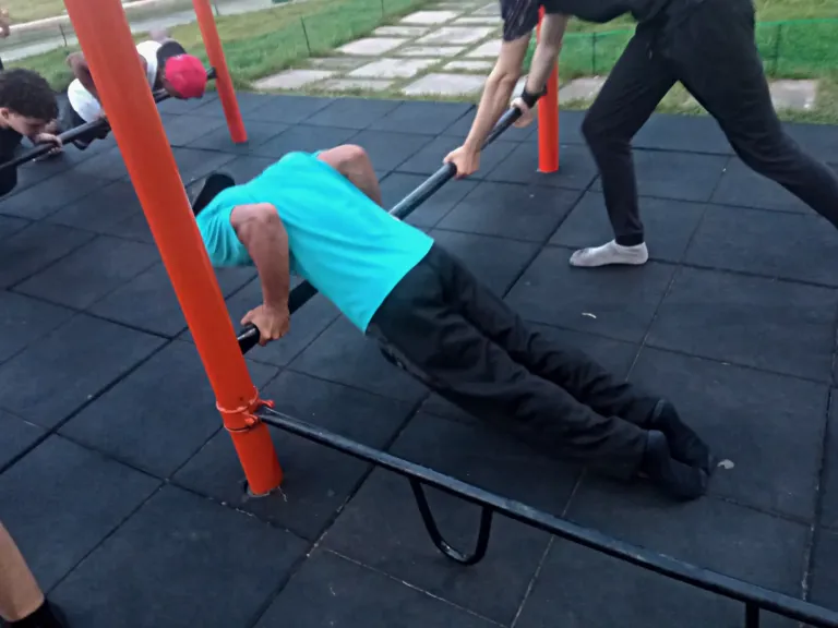 miiGMzdyqOx12gbH_Adobe_Express_20250103_2053000_1.webp