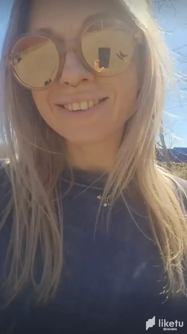Sunshine Walks & Sunglasses On ☀️🕶️