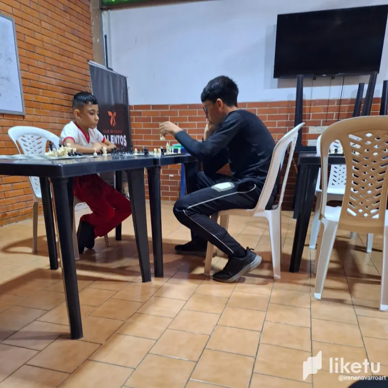 clvygd8ou008p5vszgrjo5cdr_1000069030.webp