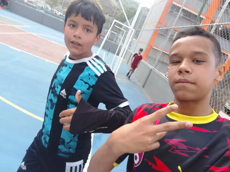 wHmMSdlmZwZBfNB0_1000360622.webp