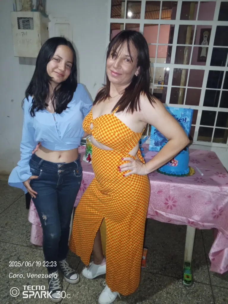 245B1ryQk9Csqy32_1000358119.webp
