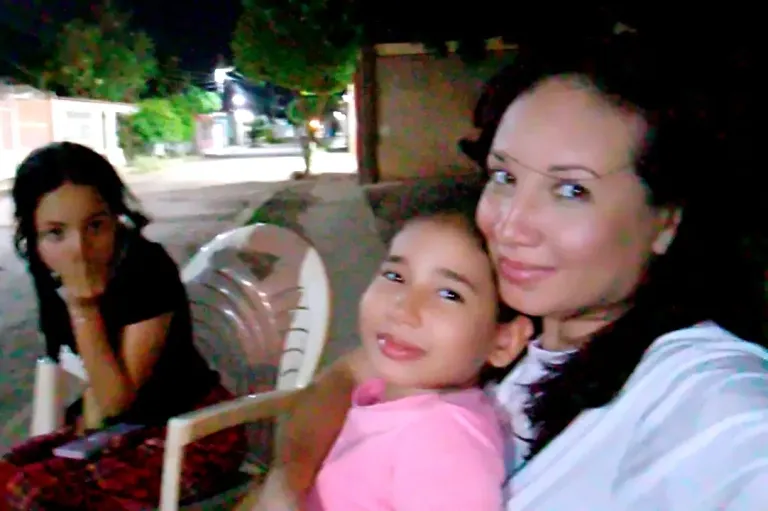 4yW271dpHQDwXhrt_215712650c4a743a062e8ae203779901_1729127588439_0.webp.webp