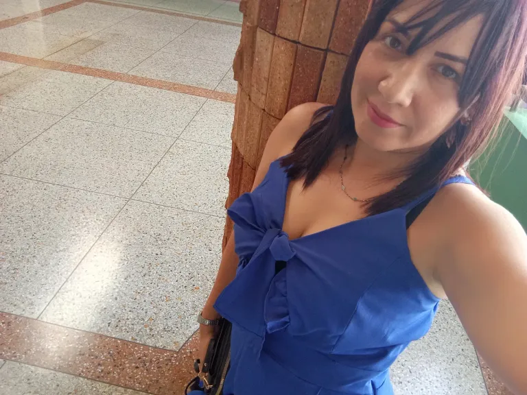 hv5yj1fjjQ4j55MC_1000266572.webp
