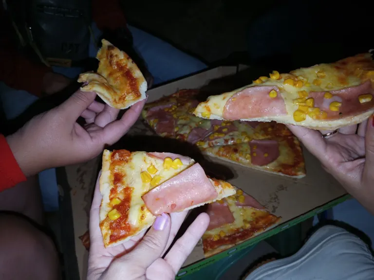 oedjwSqjiDX1cjsa_1000240035.webp