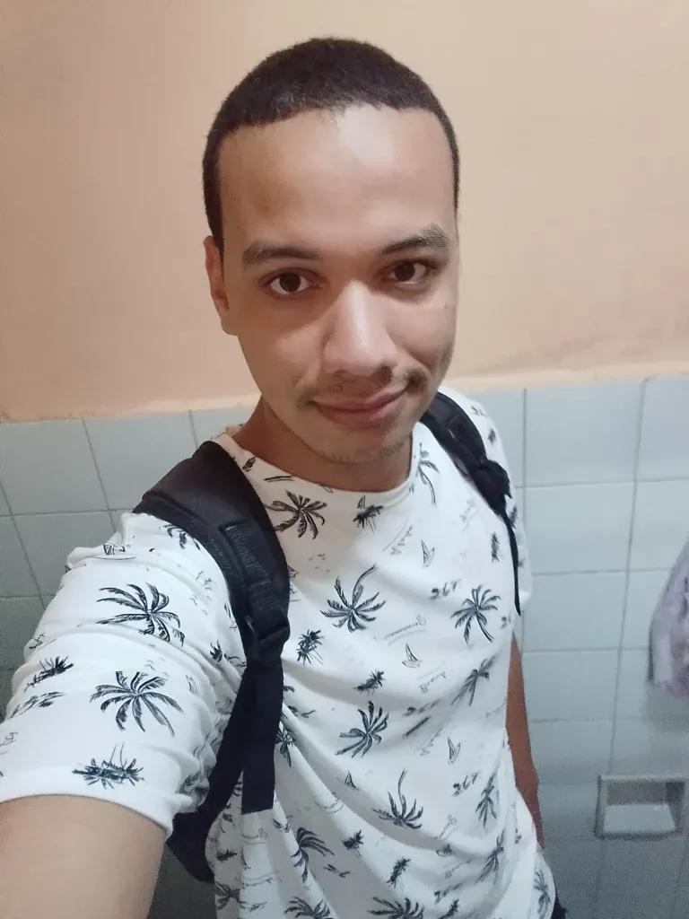 NKzdz0ycSUb5UtzP_1000127357.webp