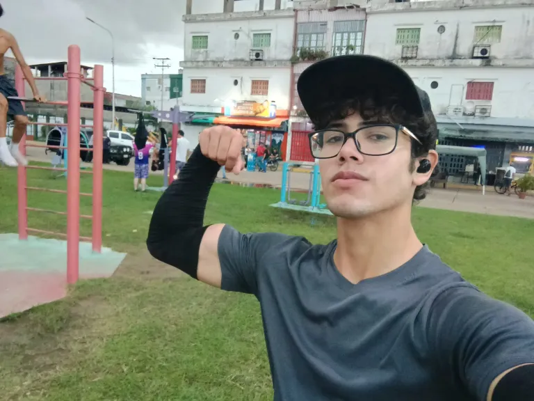 2nPxeOdO6ZDKMZN3_1000536908.webp