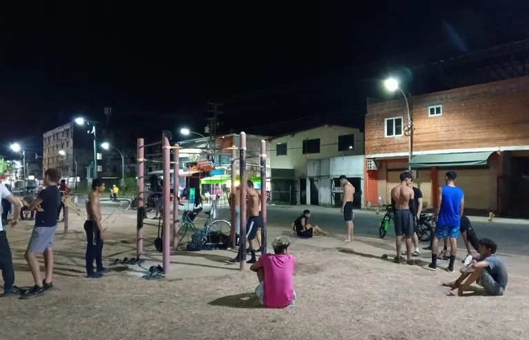 AdxbNAy7e4b1D9EW_1000314789.webp