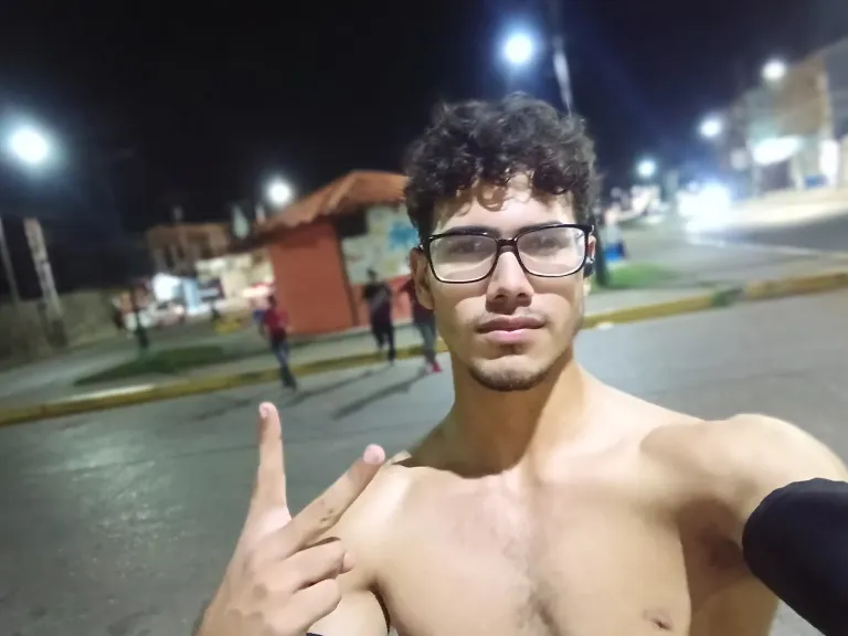 iyBrPMLBCiYbI9N0_1000363481.webp