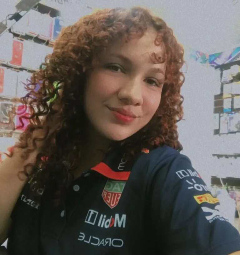 Lum5hjcOdfv0PJ4M_1001449410.webp