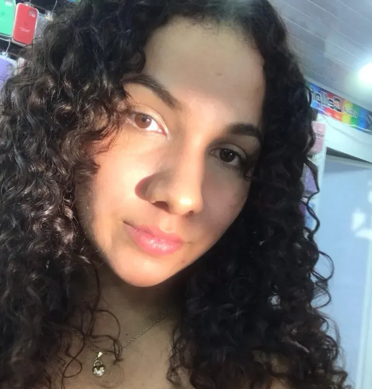 VQgKsxjjB9rTgZW6_1000884995.jpg