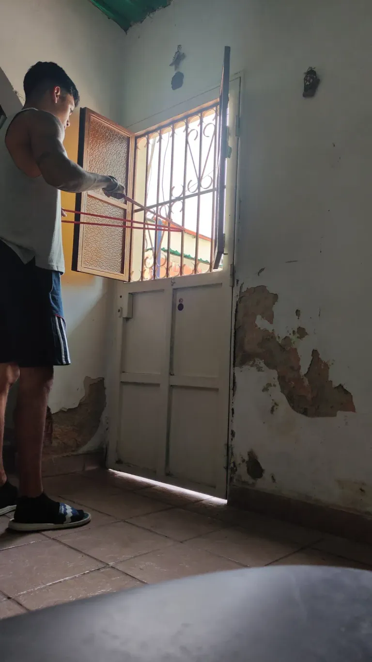 5qTjEecRUIESIhJs_1000449701.webp