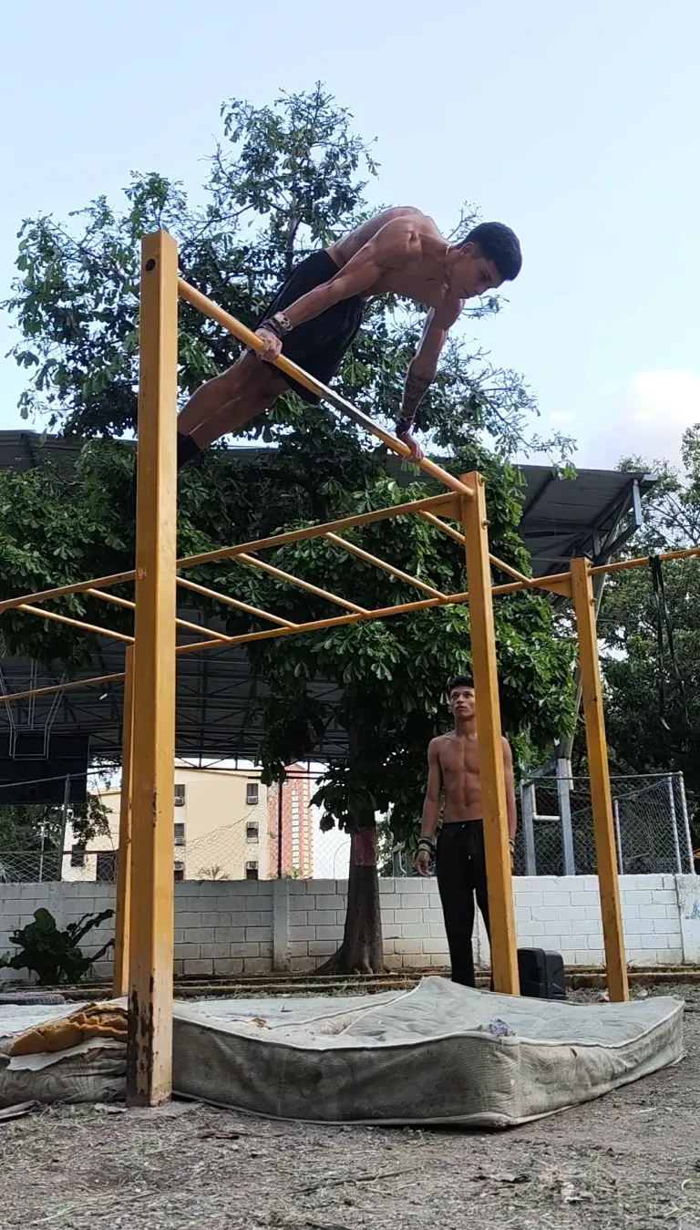 MTHy3txEXeYkNMNk_1000507172.webp