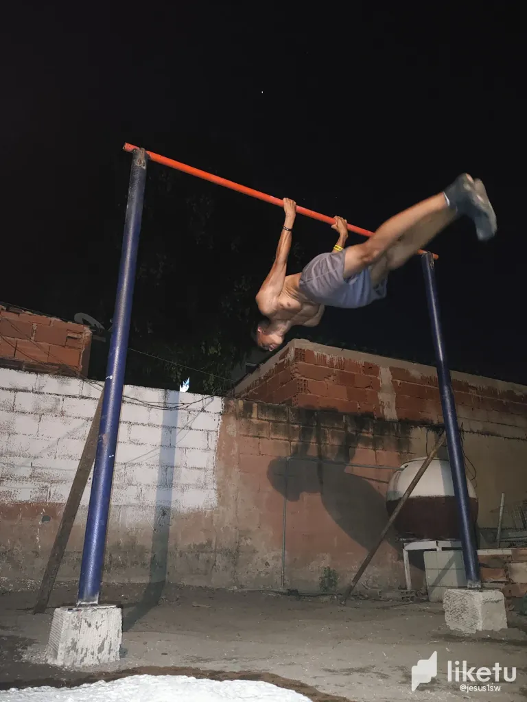 clsgs1uho00275oszejmz3meb_1000076663.webp