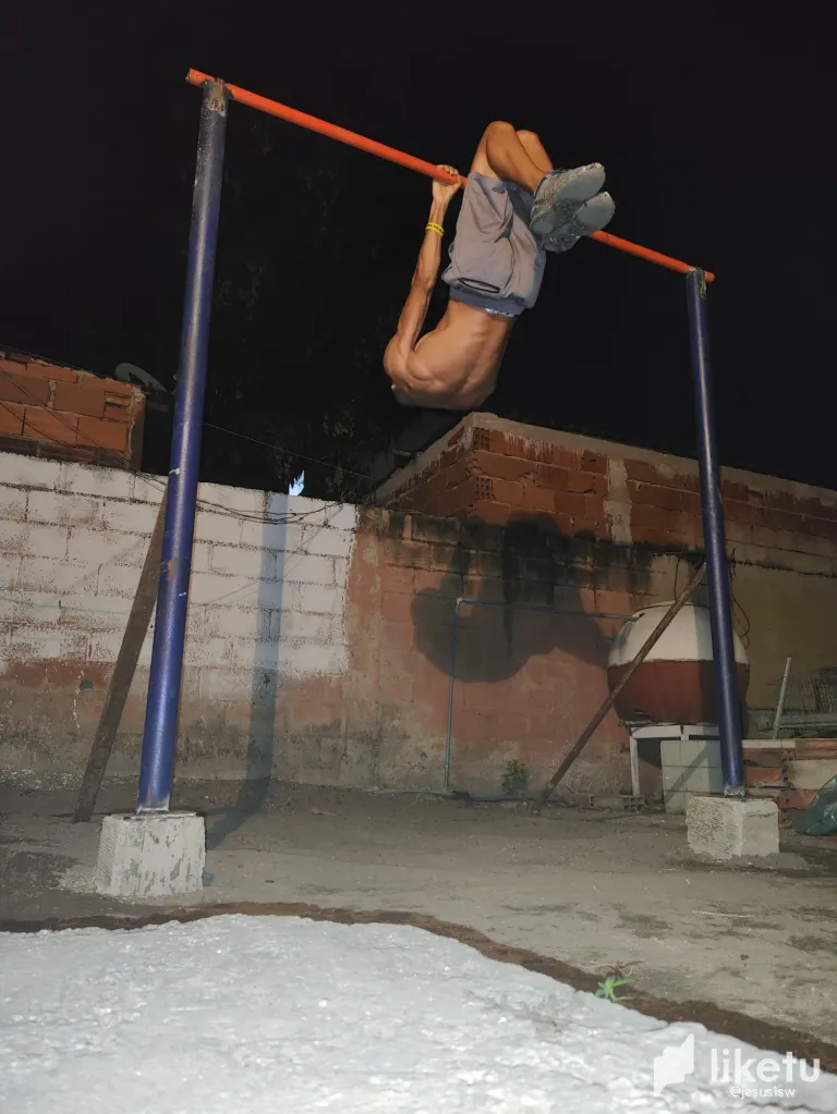 clsgs25x90036dhsz2ij9e9on_1000076664.webp