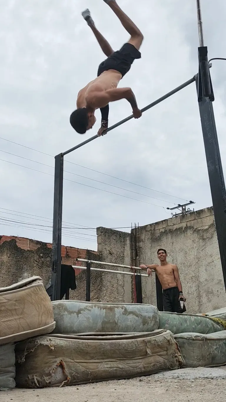 nnB0SUndqInHhZo3_1000433166.webp