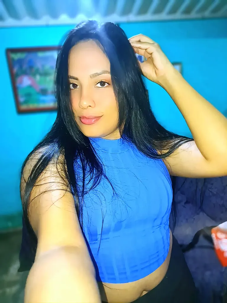 JnxD5vm2ObRceTLb_1000092223.webp